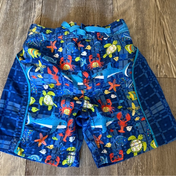 Tommy Bahama swim trunks - size 3T - Picture 1 of 3